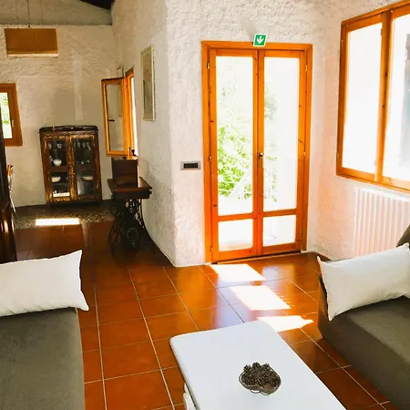 Дом отдыха Cool Natural Relax At Alive Home&garden Сасселло